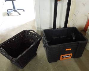 lot 35 image: Ridgid Box with Wheels & HandleLarge basket