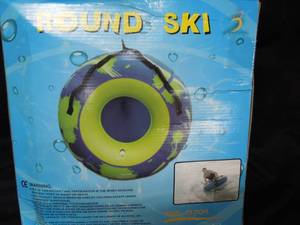lot 40 image: Large Round Ski Tube