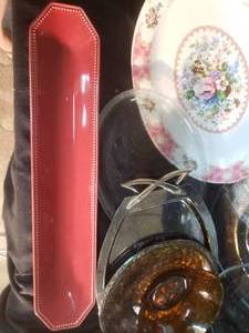 lot 92 image: 10 Serving Platters and Dishes