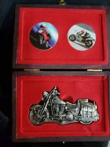 lot 99 image: Vintage Harley Davidson Collector Motorcycle Knife with Box