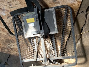 lot 78 image: Deer  Tree Stand