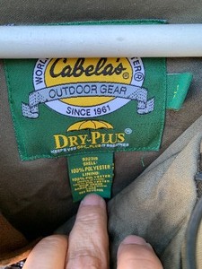 lot 71 image: Cabelas Outdoor Gear Hooded Sweatshirt (XL)