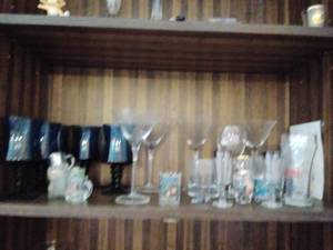 lot 24 image: Contents of Cabinet