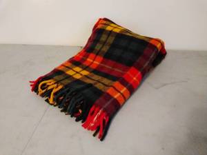 lot 47 image: Vintage Plaid Faribo Blanket
