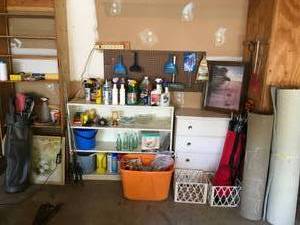lot 102 image: Miscellaneous Garage & Kitchen Items