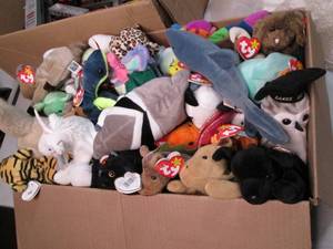 lot 75 image: Box of Beanie Babies See Photos...