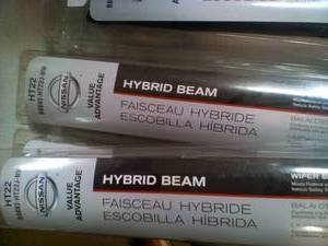 lot 81 image: (4) Nissan HT-22 Hybrid Beam Winshe...