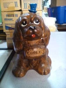 lot 92 image: Dog Cookie Jar Has Crack on Lid S...