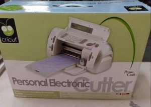 lot 6 image: Cricut Person Electronic In Box Se...