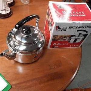 lot 157 image: 4L Stainless Whistling Tea Kettle.....
