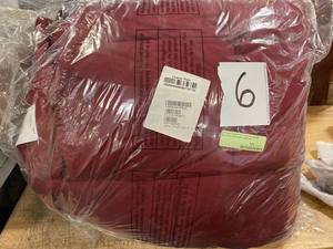 lot 6 image: LaCrosse LoftAIRE Extra Warmth Chianti King Down Alternative Comforter, C3J7-K-CHIANTI - NEW