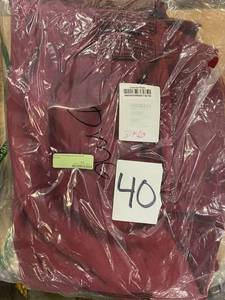 lot 40 image: Cotton Fleece Burgundy Twin Woven Blanket, KO18-T-BURGUNDY - NEW