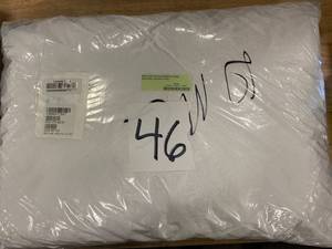 lot 46 image: Black Label PrimaLoft Medium Down Alternative Standard Pillow, PO82-STD-WHITE - 1 Pillow Only - NEW