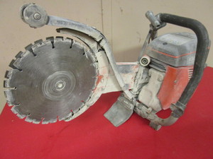 lot 302 image: HUSQVARNA CUT-N-BREAK POWER CUTTER