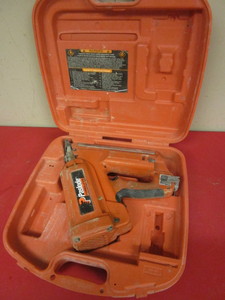 lot 318 image: PASLODE CORDLESS FRAMING NAILER