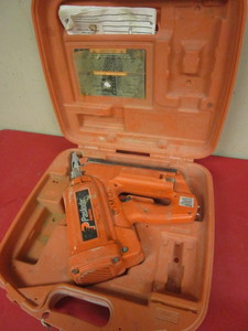 lot 319 image: PASLODE IMPULSE CORDLESS UTILITY FRAMING NAILER