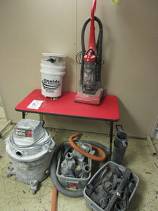 lot 345 image: DIRT DEVIL BREEZE TURBO VACUUM, CRAFTSMAN WETDRY VAC, VACUUM ACCESSORIES