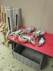 lot 372 image: SCAFFOLDING WHEELS, SCAFFOLDING COMPONENTS