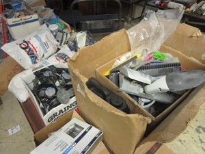 lot 379 image: ASSRTD. CONSTRUCTION SUPPLIES