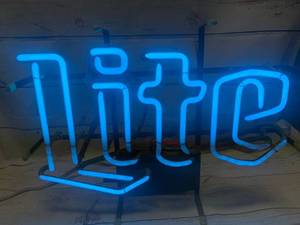 lot 1 image: Lite Neon Sign 13 tall 17 long