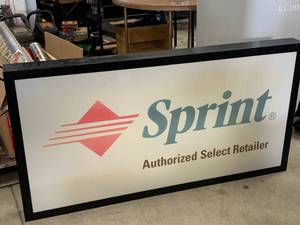 lot 16 image: Metal Framed Lighted Sign