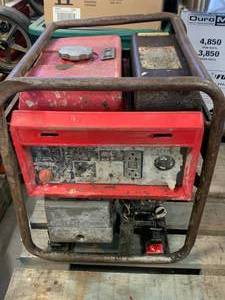 lot 72 image: Gas Generator with Honda Motor