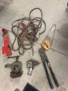 lot 86 image: Misc. Tool Lot & Charger