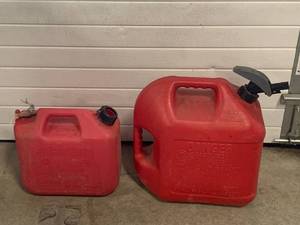 lot 97 image: Lot of 2 Gas Cans
