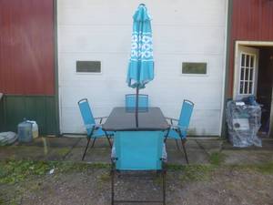 Patio Set W Umbrella