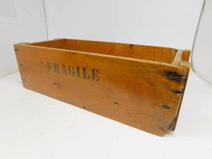 lot 62 image: Vintage Laquared Wooden Crate