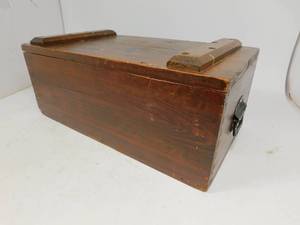 lot 76 image: Vintage Wood Crate with Attached Cover