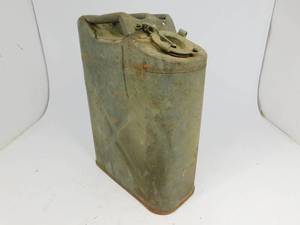 lot 27 image: Vintage Red Military Style Gas Can