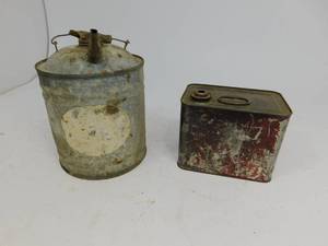 lot 31 image: Vintage Silver Oil Can  Cream Separater Can