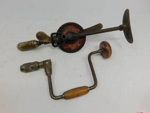 lot 50 image: Vintage Stanley Hand Drill  Hand Shoulder Breast Plate Drill Bit Brace
