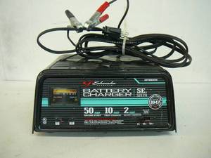 lot 2 image: Schumacher Battery Charger SE 5212A