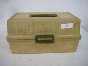 lot 4 image: Tackle Box & Tackle