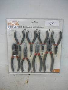 lot 33 image: 8 Piece Plier Set