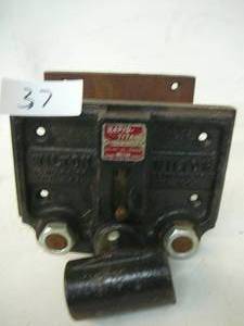 lot 37 image: Wilton Vice