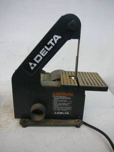 lot 43 image: Delta 1 Belt Sander