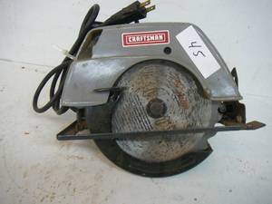 lot 45 image: 7 Circular Craftsman Saw