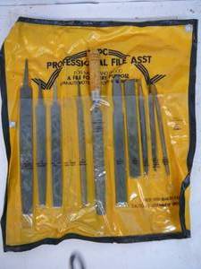 lot 59 image: 12 Piece File Set