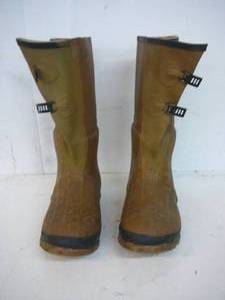 lot 61 image: Mud Boots