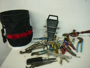 lot 62 image: Bucket Tool Bag & Tools