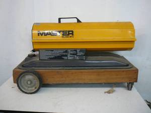 lot 75 image: Master 50,000 BTU Heater