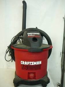lot 81 image: Craftsman 16 Gal WetDry Vac