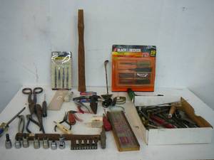 lot 122 image: Shop Tools