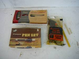 lot 128 image: Wood Burning SetsGlue Gun