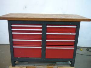 lot 148 image: 9 Drawer Work Bench