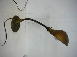 lot 173 image: Vintage Desk Lamp