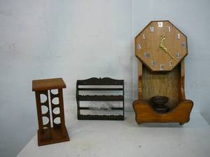 lot 175 image: Home Decor Clock and Rack